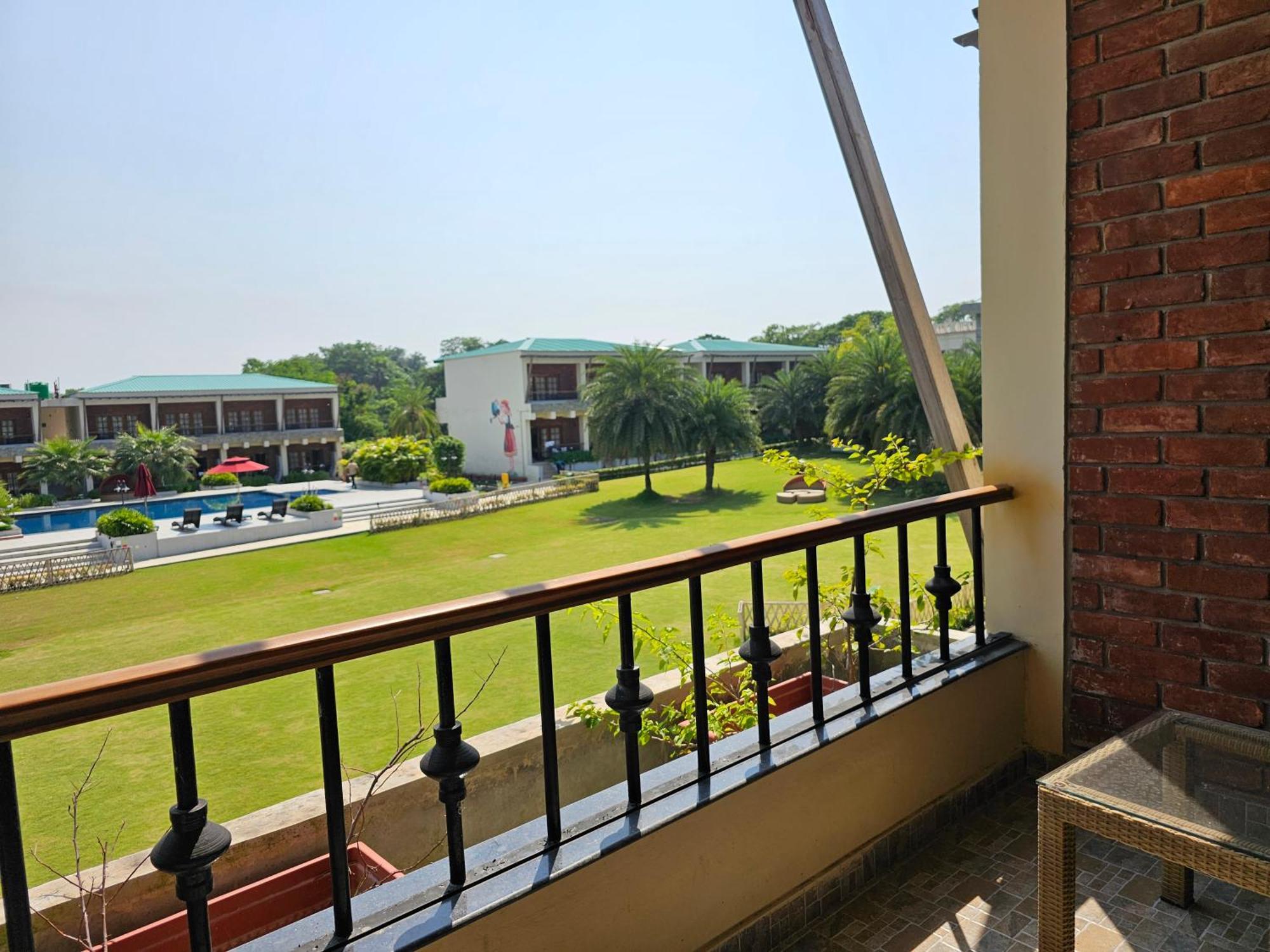 The Creek Boutique Resort & Spa Bolpur Extérieur photo